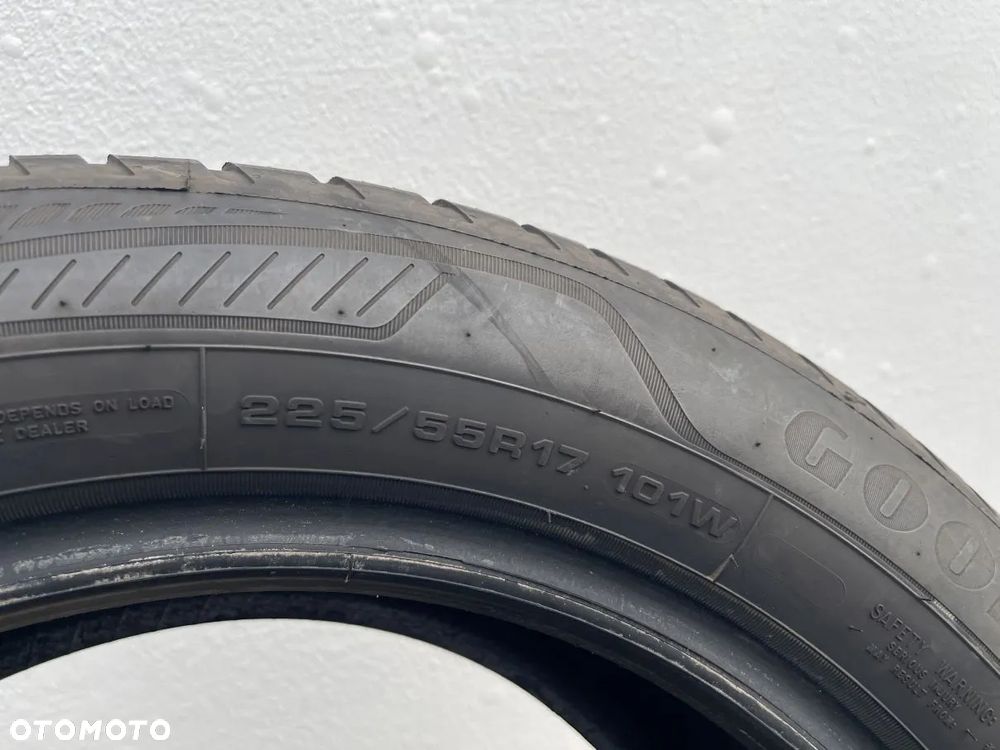 OPONA CAŁOROCZNA 225/55/17 225/55R17 101W GOODYEAR VECTOR 4SEASONS GEN3 - 5