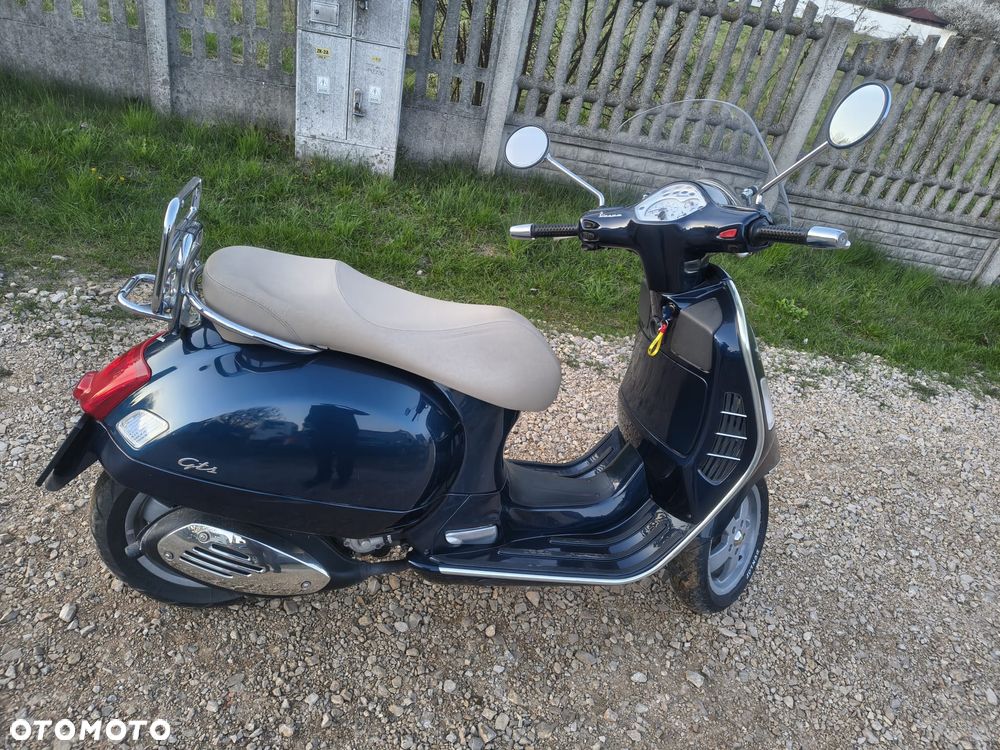 Piaggio Vespa - 14