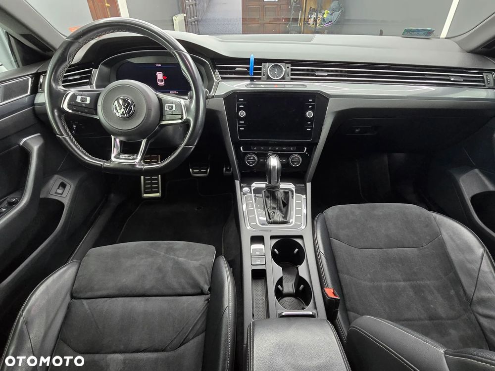 Volkswagen Arteon 2.0 TDI SCR R-Line DSG - 9