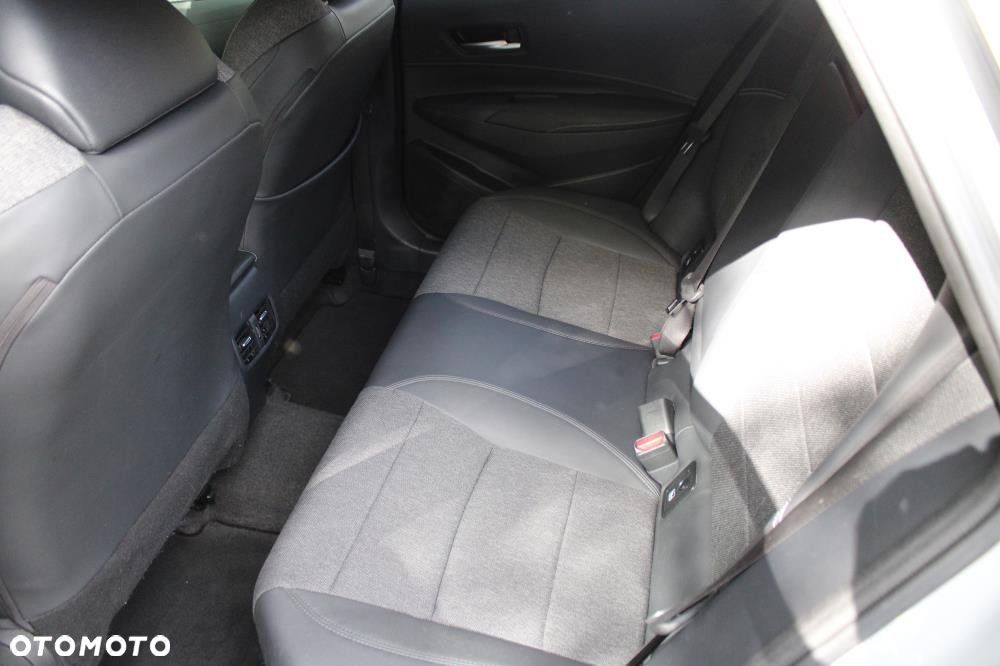 Toyota Corolla - 9