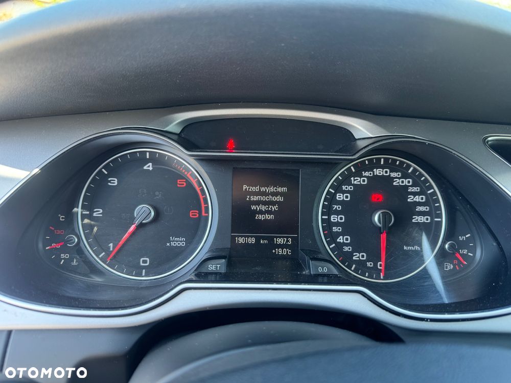 Audi A4 Limousine 2.0 TDI ultra - 9