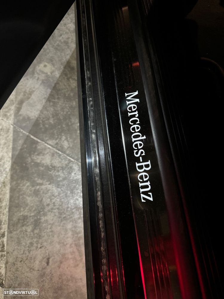 Mercedes-Benz E 300 d AMG Line - 11
