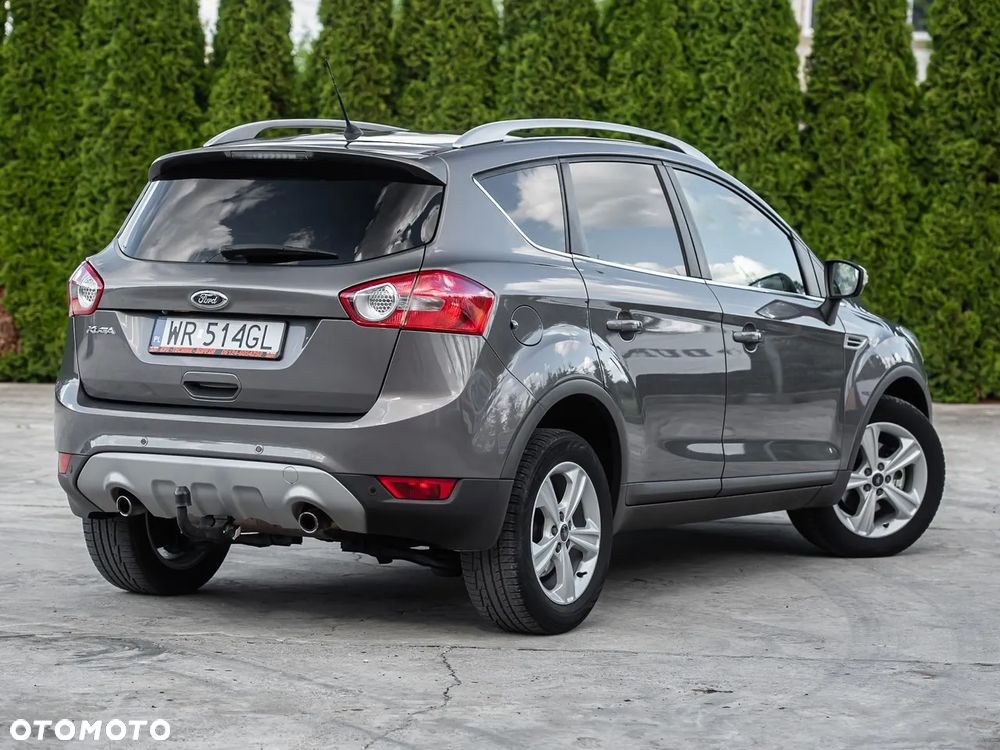 Ford Kuga 2.0 TDCi 4WD Titanium Plus - 3
