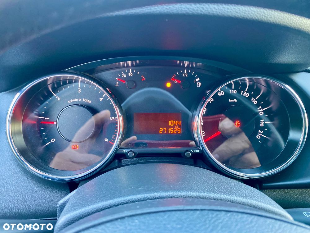 Peugeot 3008 1.6 HDi Style - 16