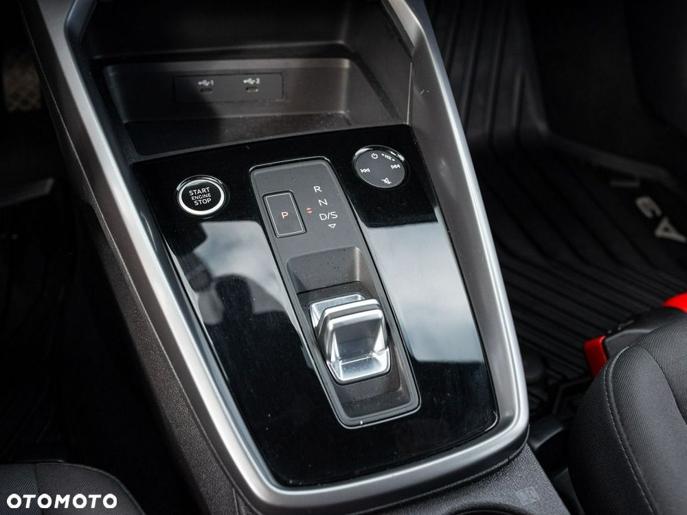 Audi A3 Sportback 30 TDI S tronic - 16