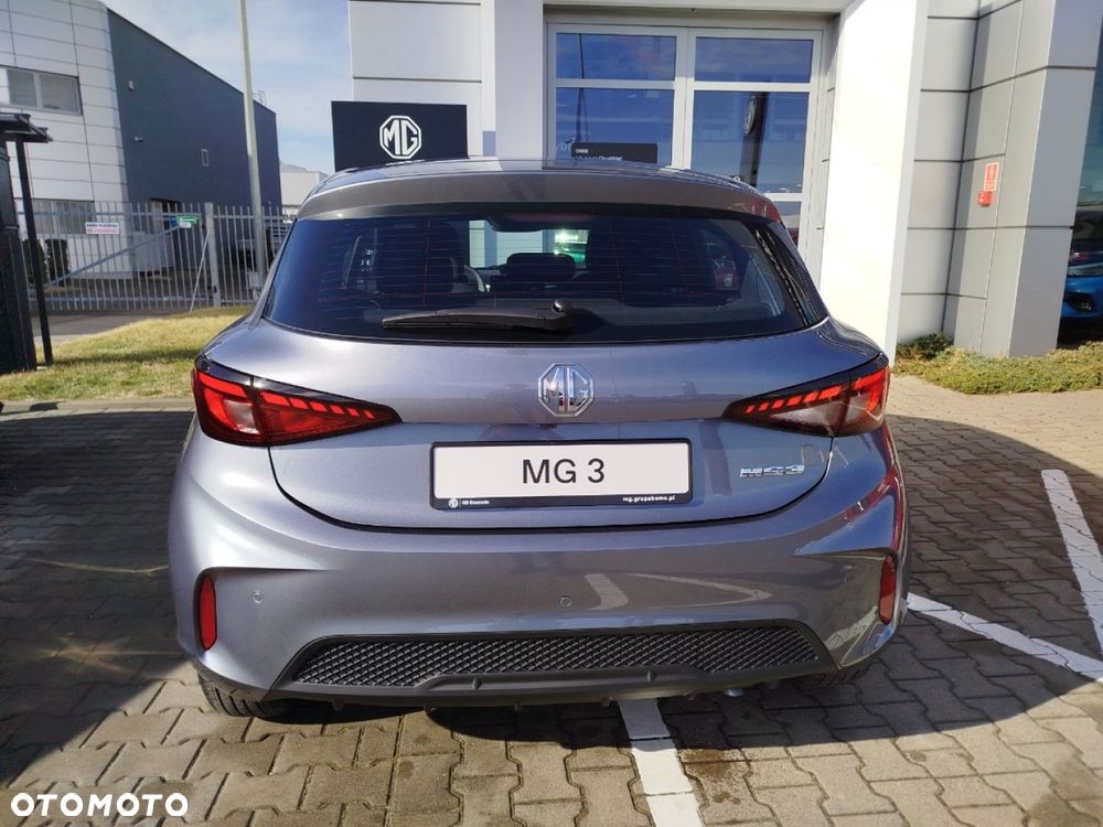 MG MG3 - 8