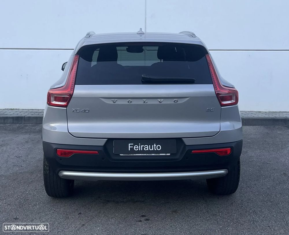 Volvo XC 40 2.0 B3 Core - 12