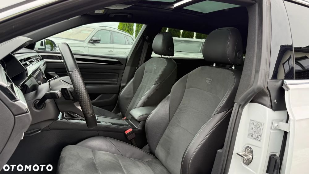Volkswagen Arteon 2.0 TDI SCR R-Line DSG - 28