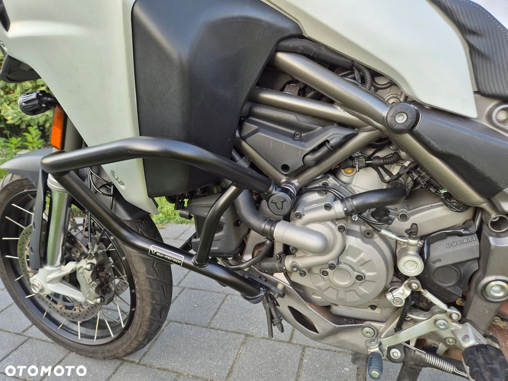 Ducati Multistrada - 9