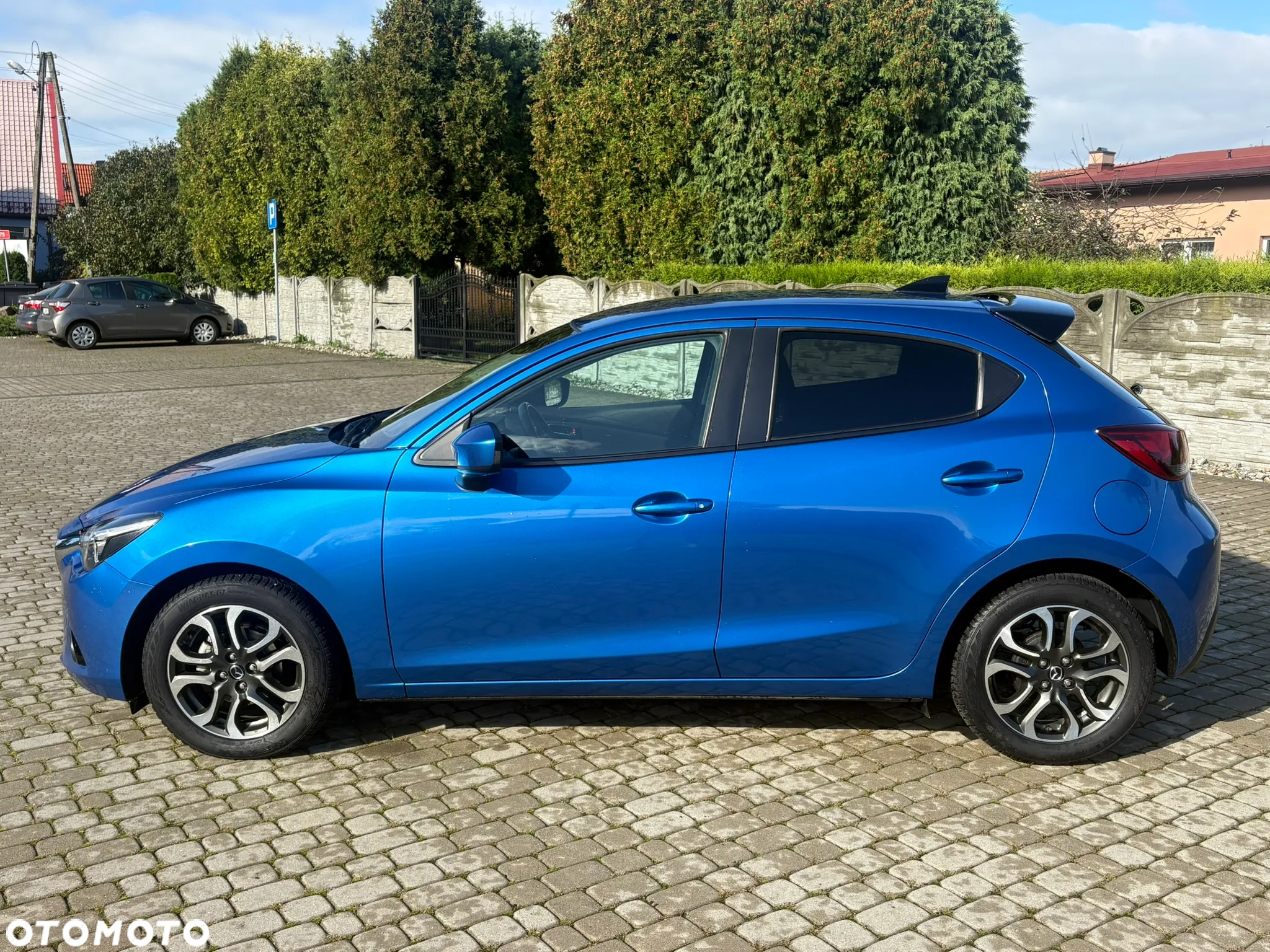 Mazda 2 SKYACTIV-D 105 Exclusive-Line - 4
