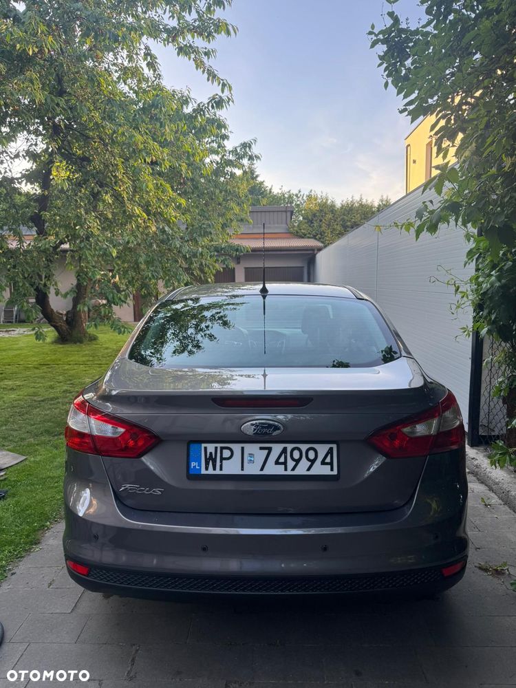 Ford Focus 1.6 Trend - 5