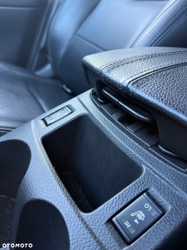 Nissan Qashqai 1.6 dCi Xtronic TEKNA+ - 14