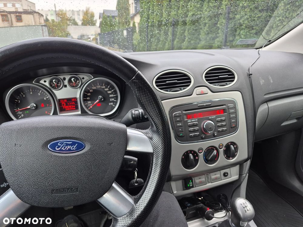 Ford Focus 1.6 Silver X - 2