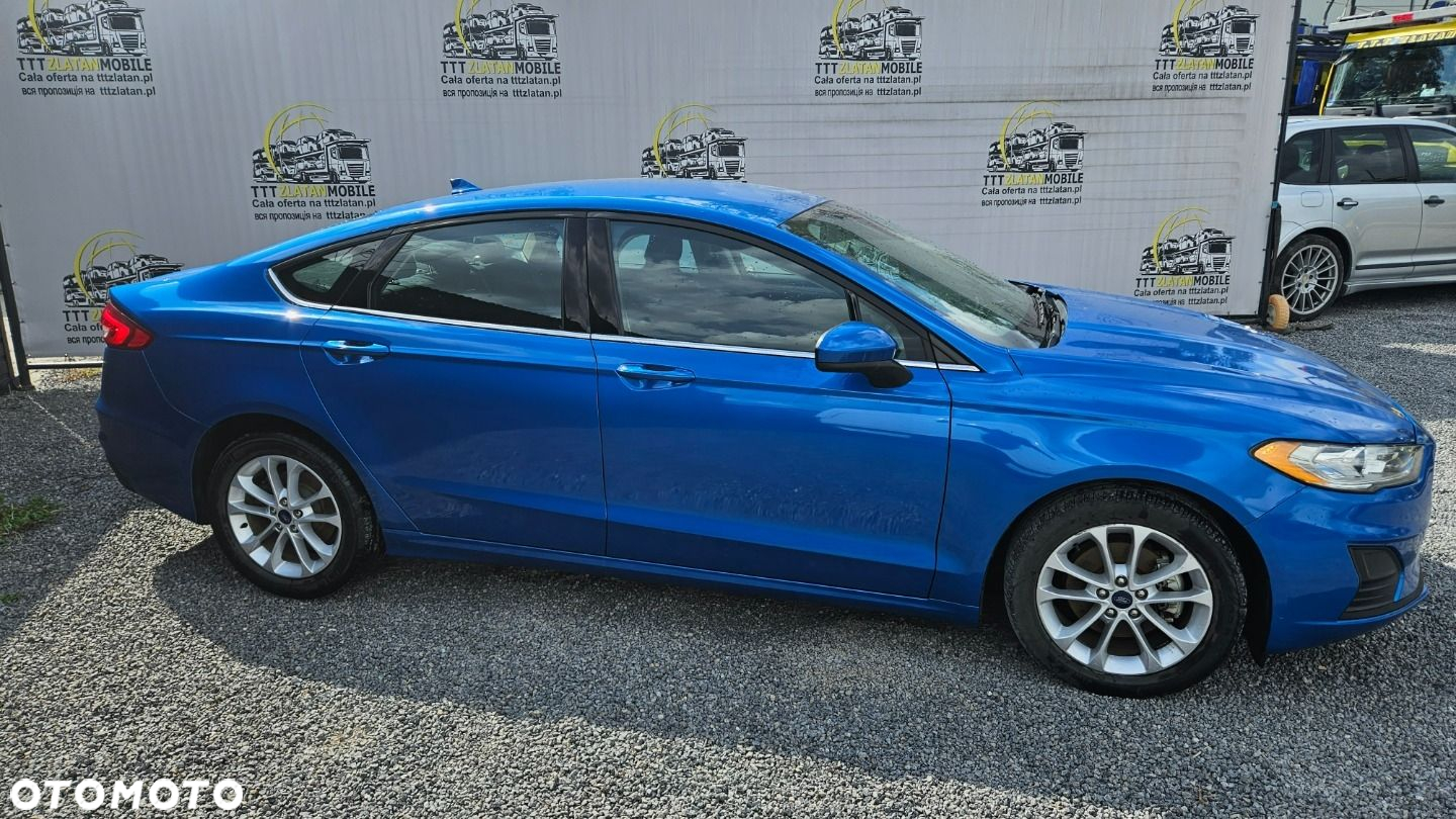Ford Fusion - 15