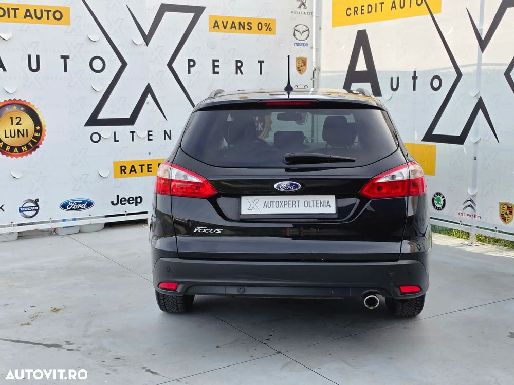 Ford Focus 2.0 TDCI DPF Powershift Titanium - 5