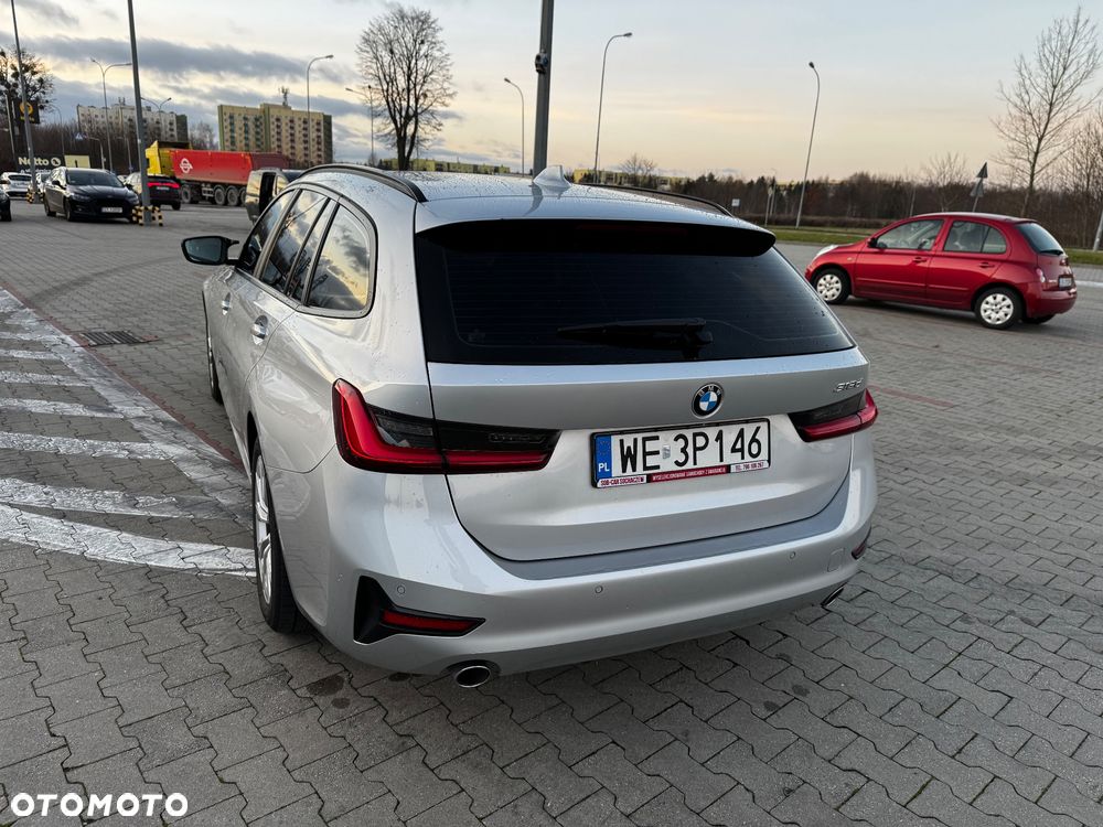 BMW Seria 3 318d Advantage - 10