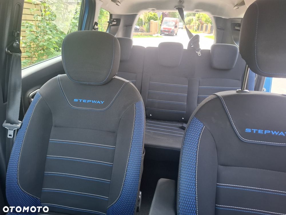 Dacia Lodgy 1.5 Blue dCi SL Celebration S&S EU6d - 16