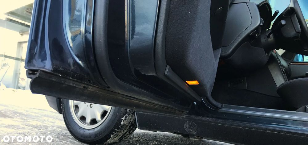 Mercedes-Benz Klasa E - 23