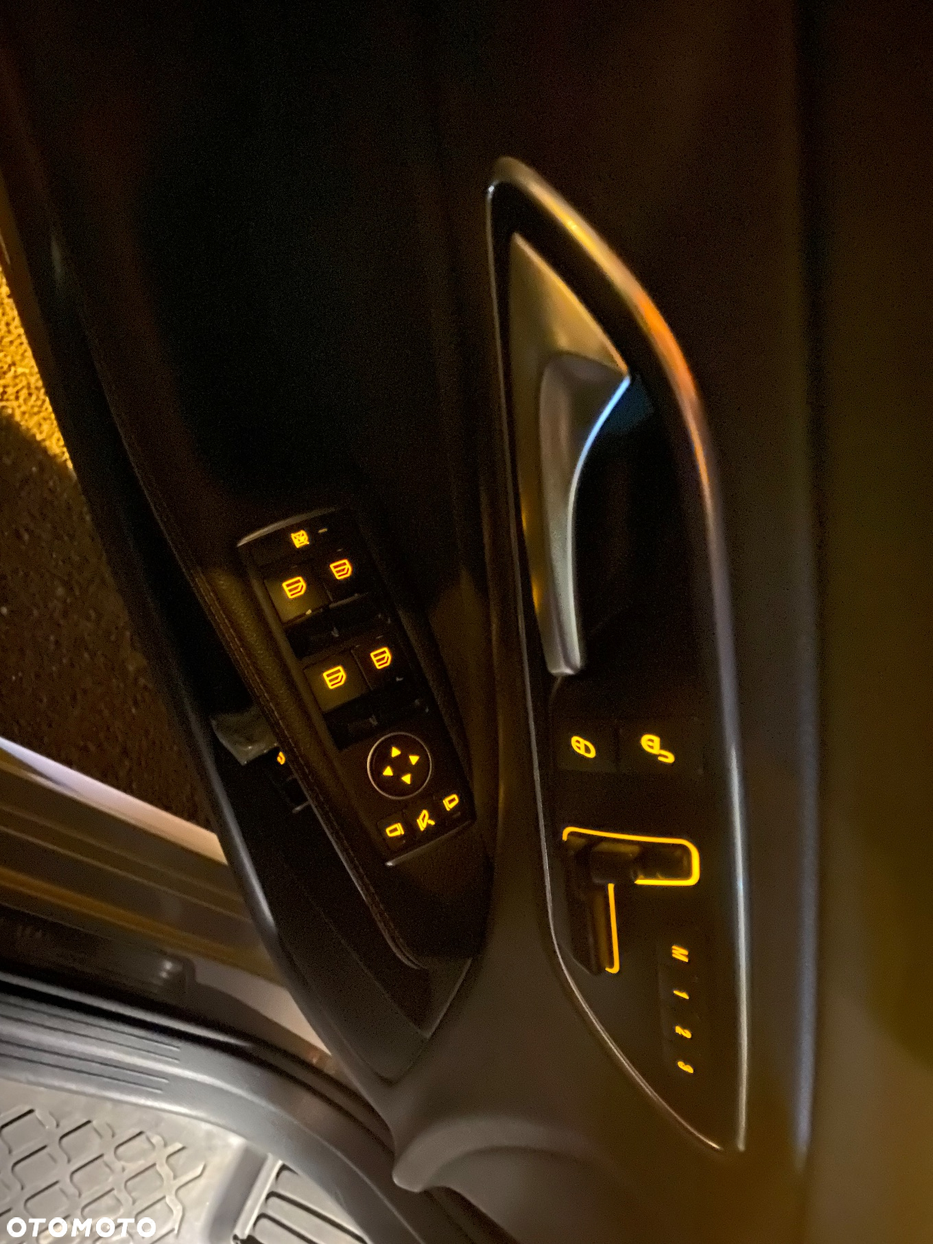 Mercedes-Benz CLA 250 Sport 7G-DCT - 17
