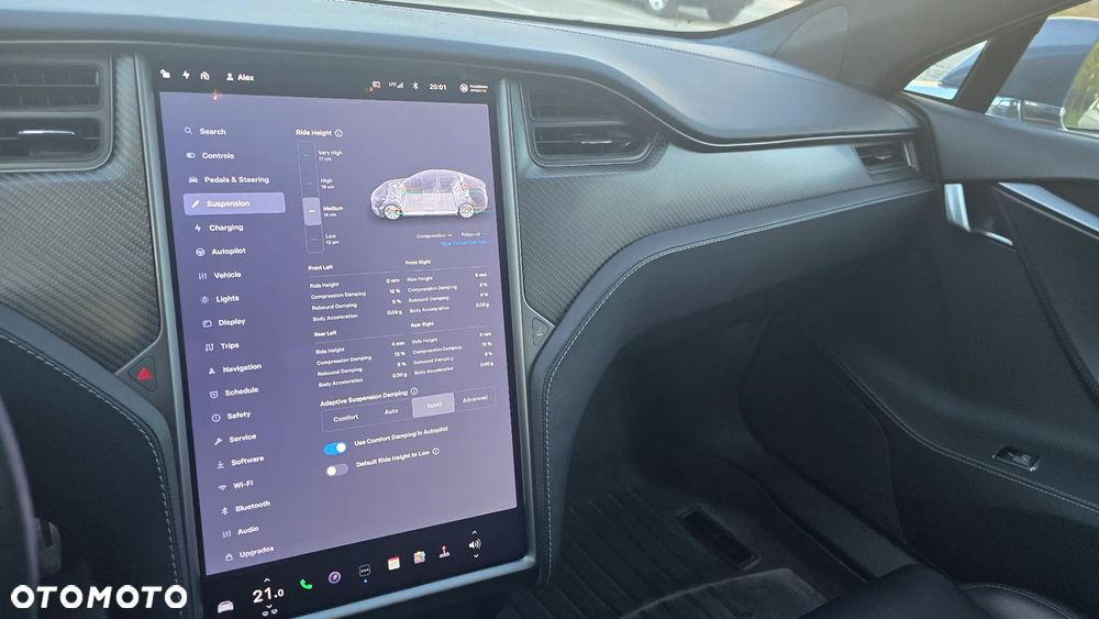 Tesla Model S Performance - 23