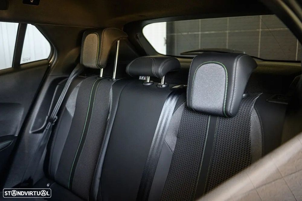 Peugeot e-2008 50 kWh GT Pack - 29