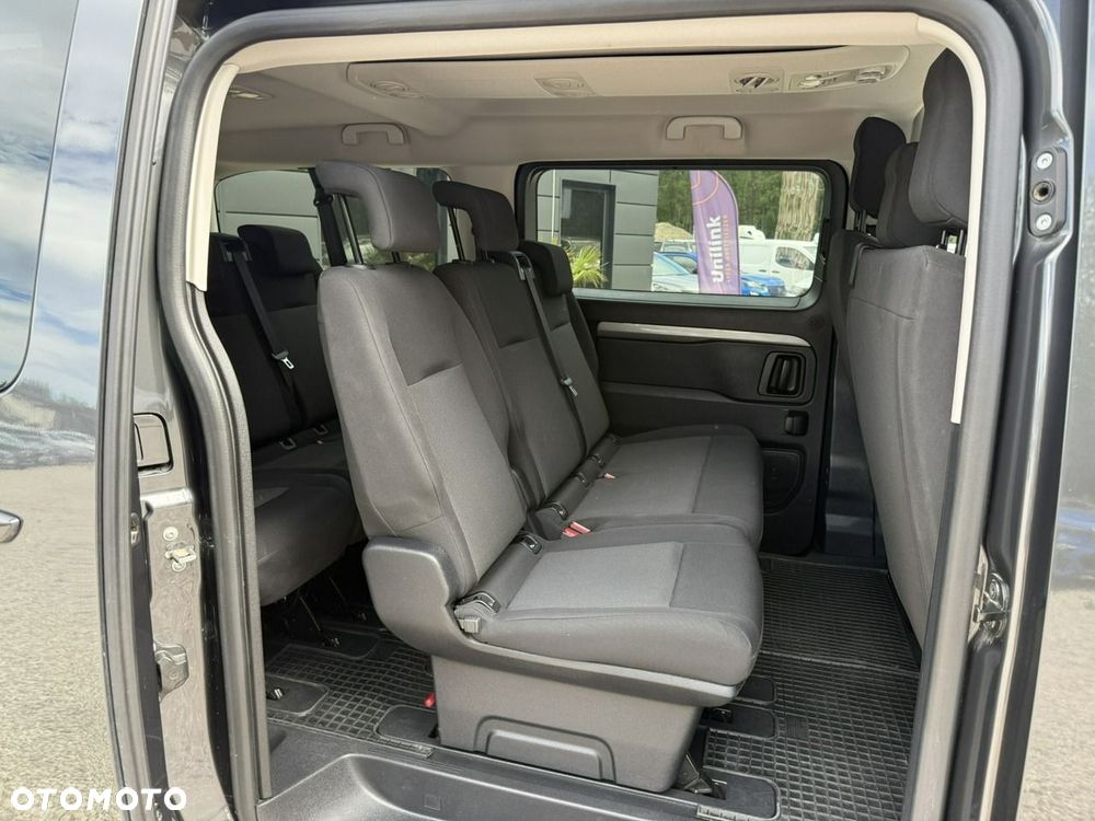 Peugeot Traveller - 26