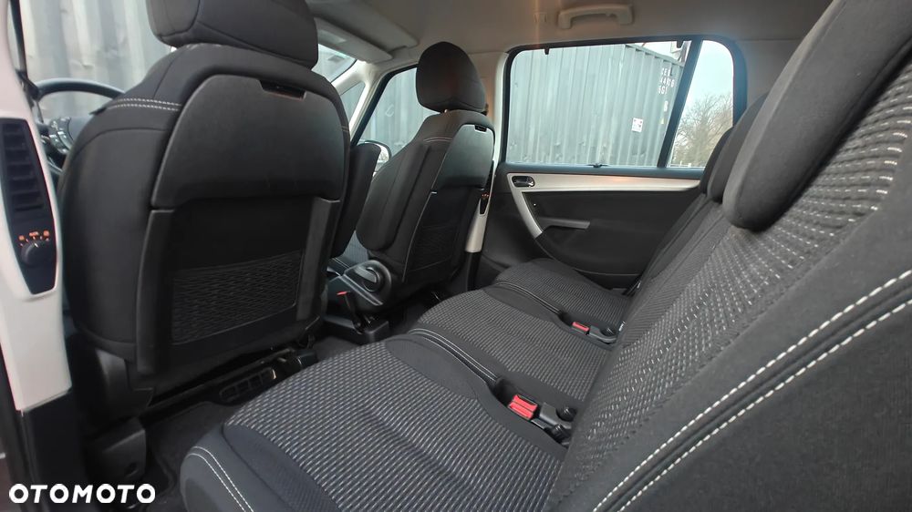 Citroën C4 Grand Picasso 1.6 HDi FAP (7-Sitzer) Tendance - 24