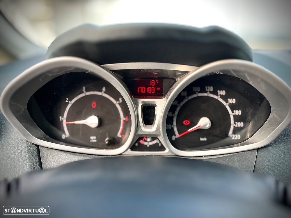 Ford Fiesta 1.25 Techno - 5