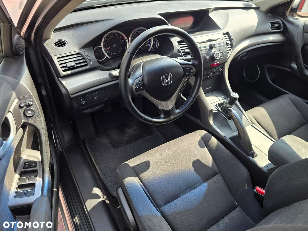 Honda Accord 2.0 Elegance Advantage - 8