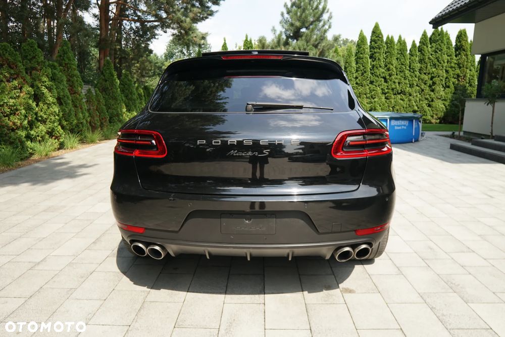 Porsche Macan - 4
