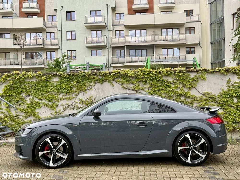 Audi TT Coupé - 14