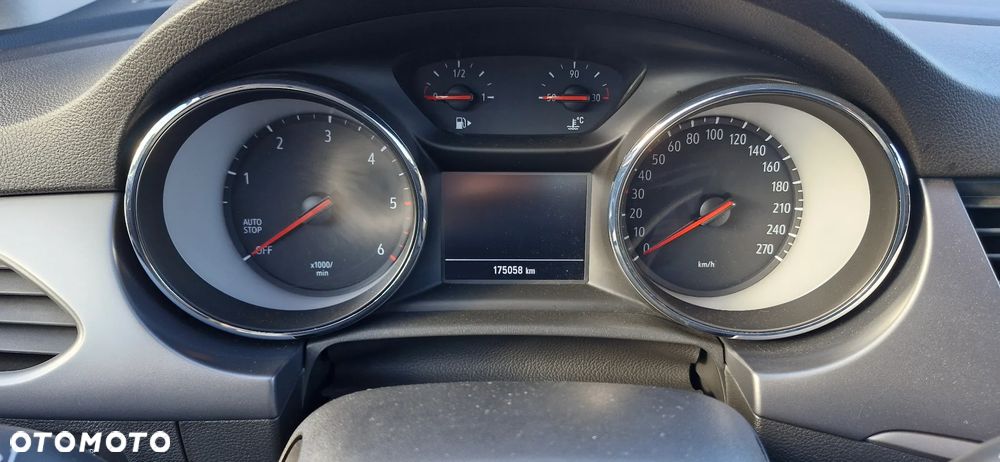 Opel Astra 1.5 CDTI S&S - 11
