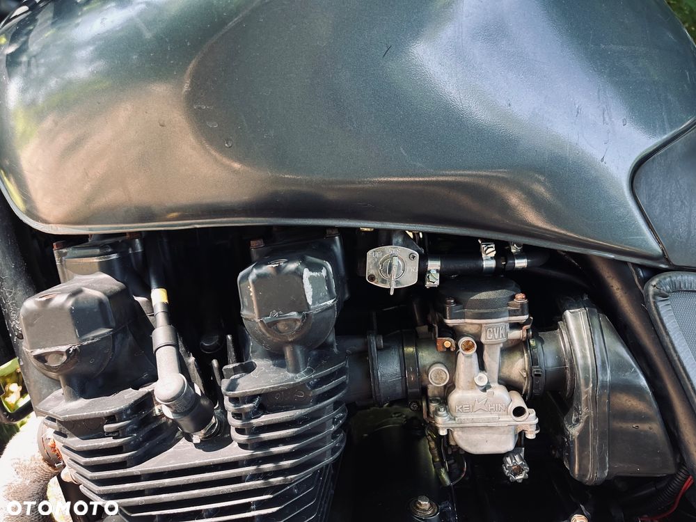 Kawasaki ZR - 10