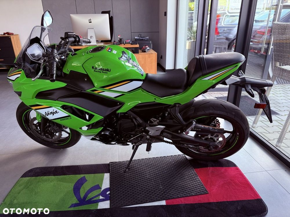 Kawasaki Ninja - 2