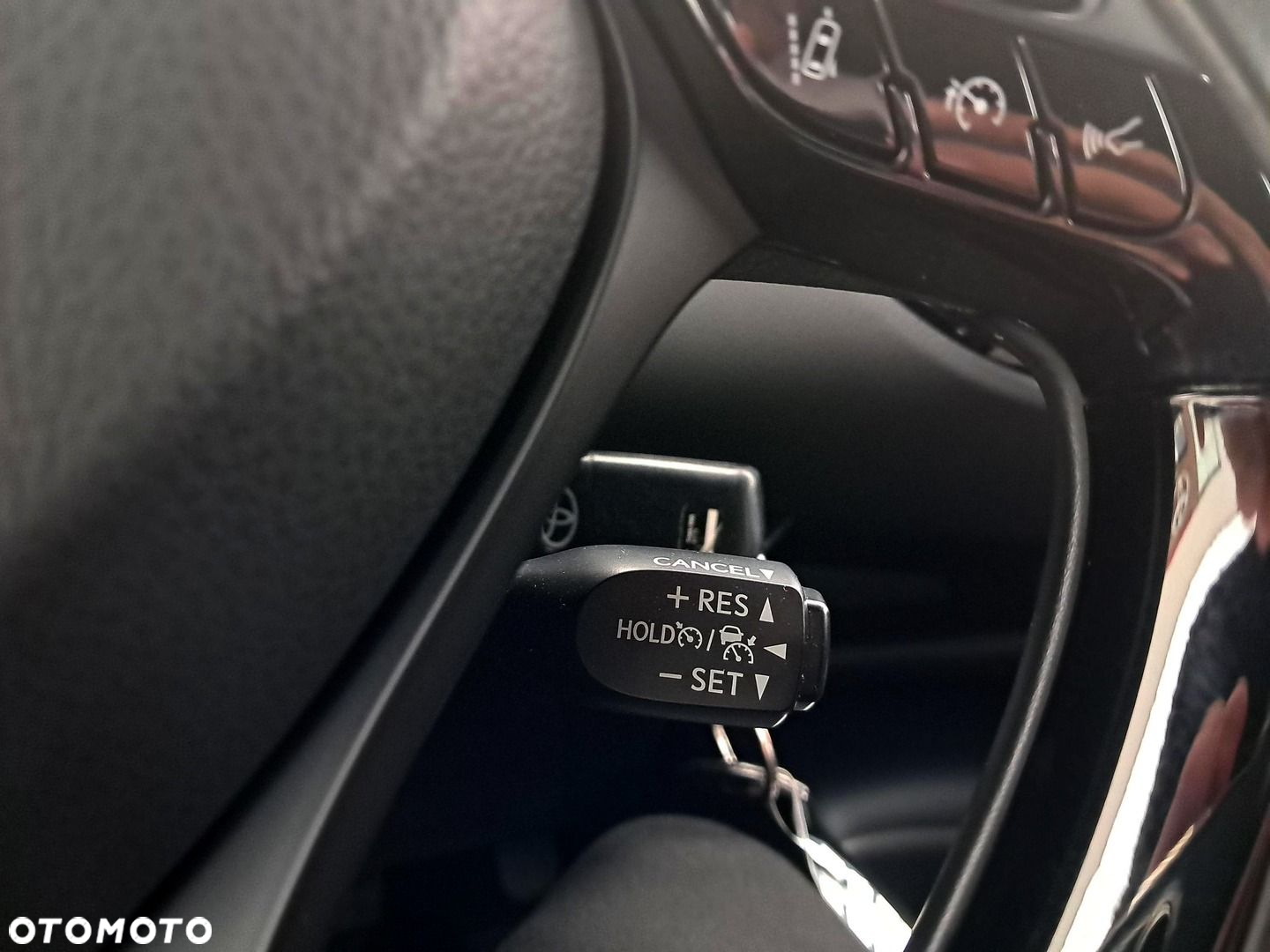 Toyota C-HR 1.2 T GPF Premium - 20