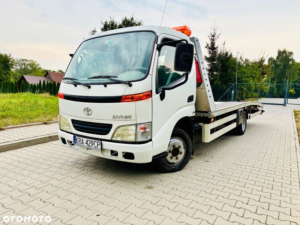 Toyota Dyna 150 - 14