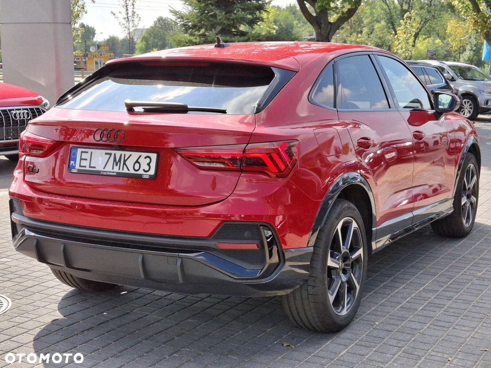 Audi Q3 Sportback - 4