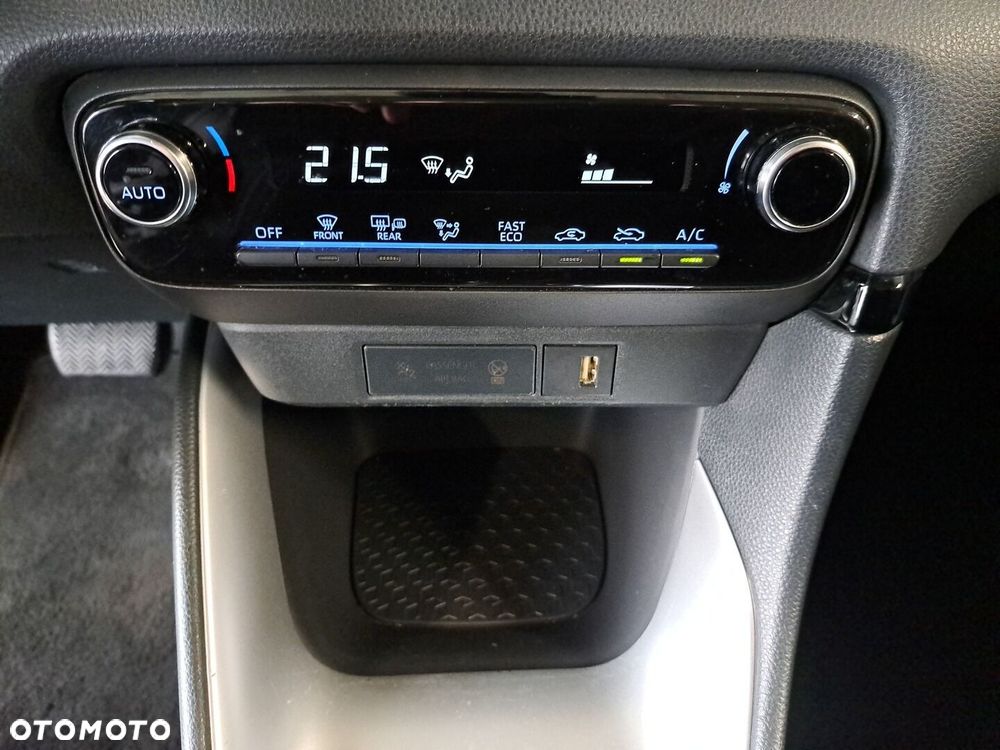 Toyota Yaris Hybrid 1.5 Comfort - 26