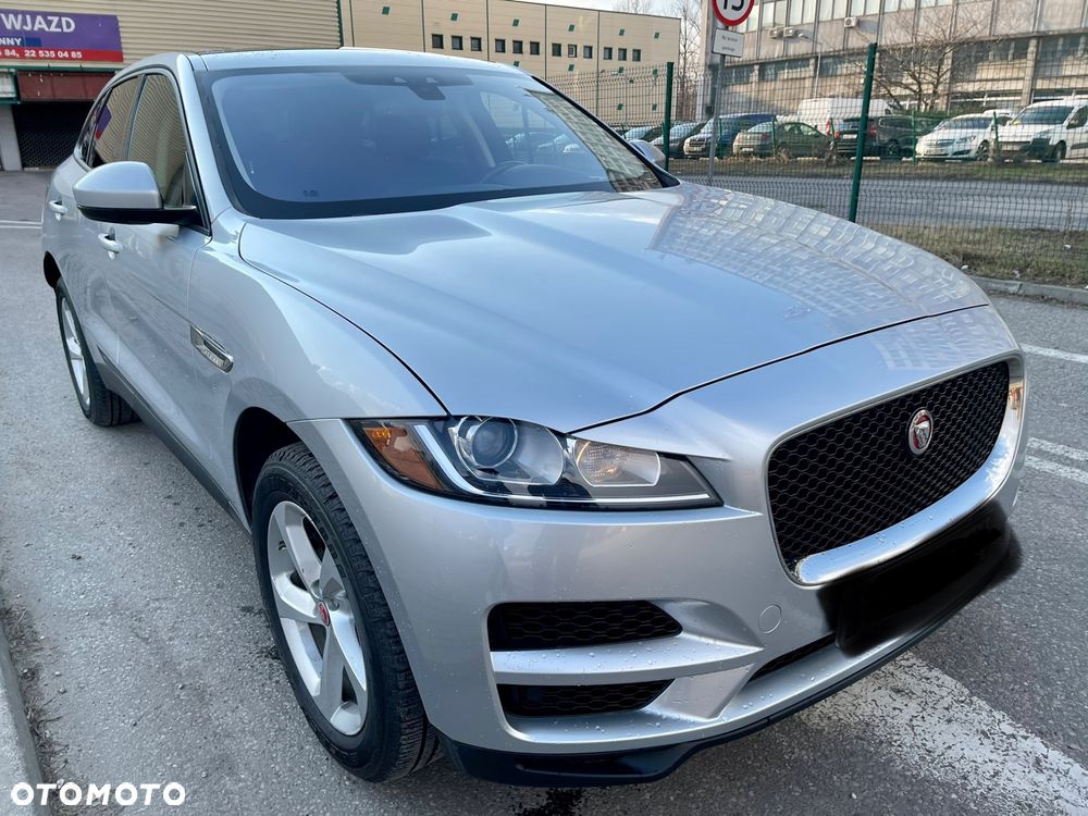 Jaguar F-Pace - 1