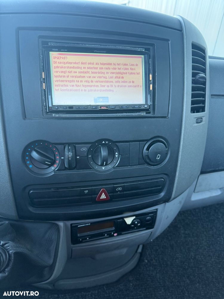 Mercedes-Benz Sprinter 906.235 - 15