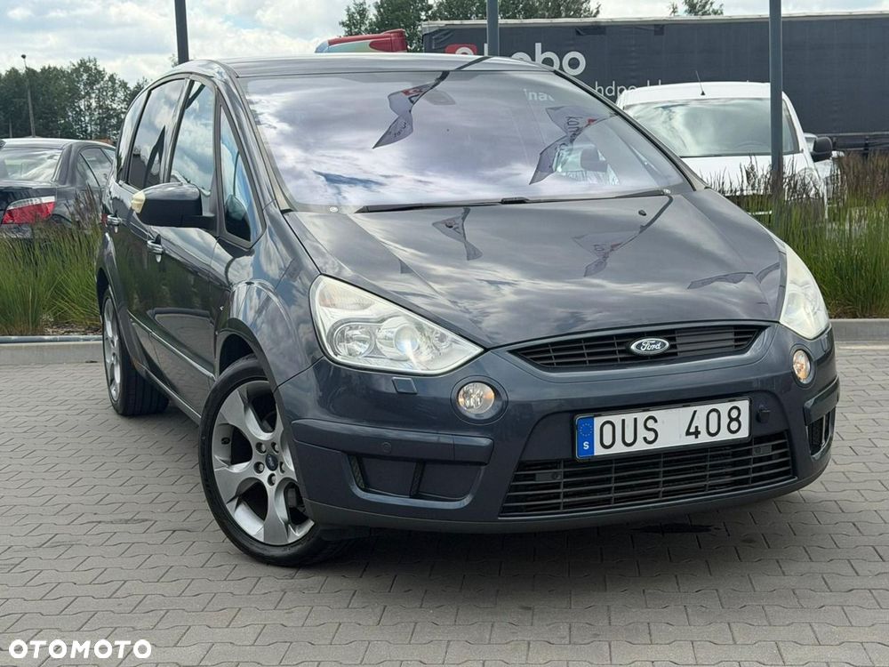 Ford S-Max - 22