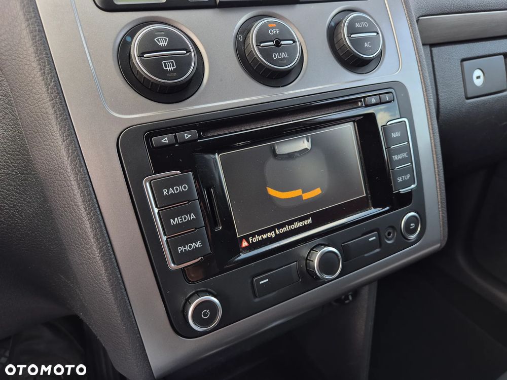 Volkswagen Touran 1.9 TDI DPF DSG Freestyle - 27