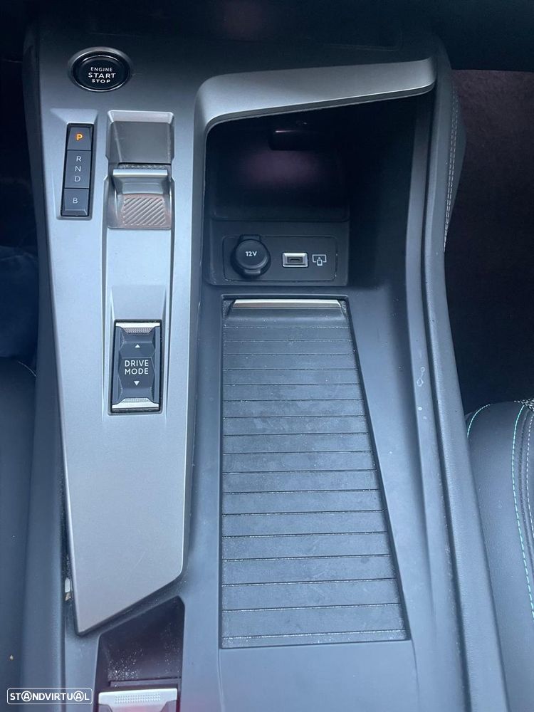 Peugeot 308 SW 1.6 Hybrid Allure e-EAT8 - 15