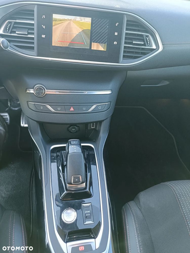 Peugeot 308 - 17
