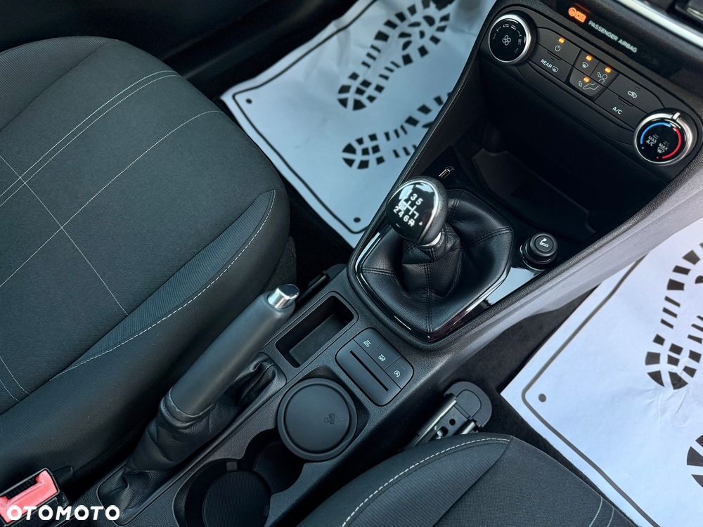Ford Fiesta 1.0 EcoBoost S&S TREND - 19