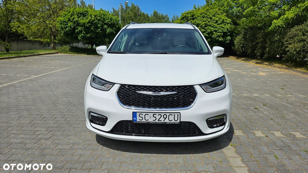 Chrysler Pacifica - 21