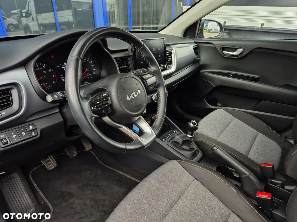 Kia Stonic 1.2 M - 10