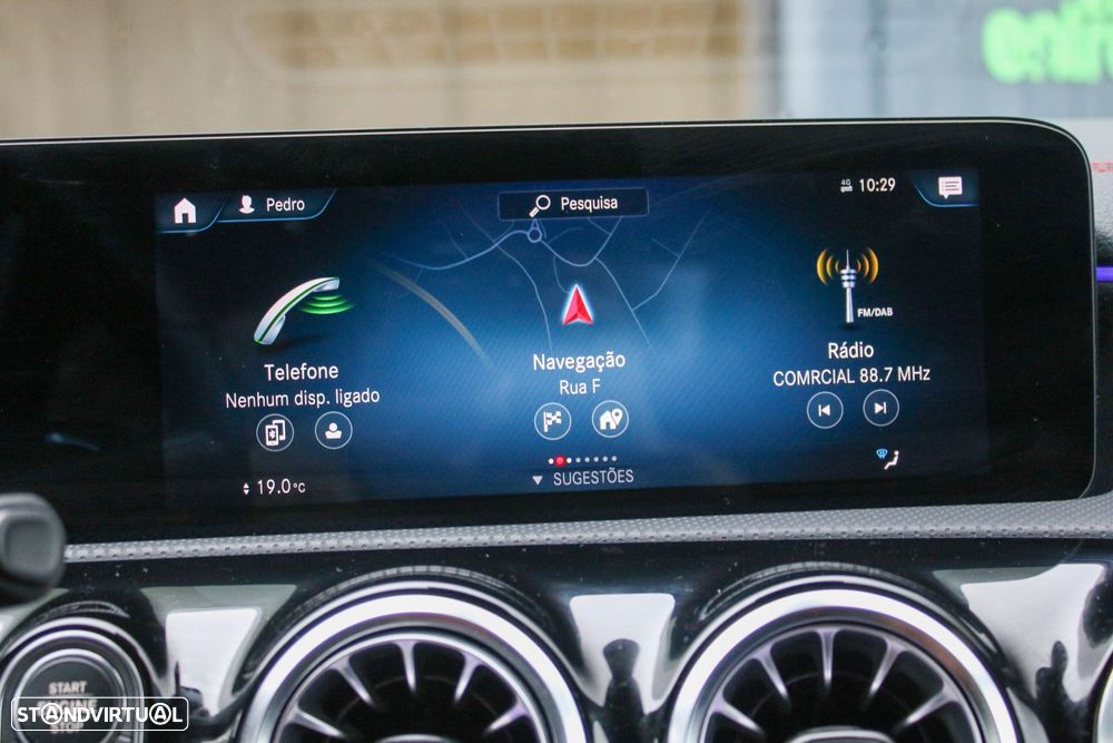 Mercedes-Benz CLA 250 e Shooting Brake AMG Line - 30