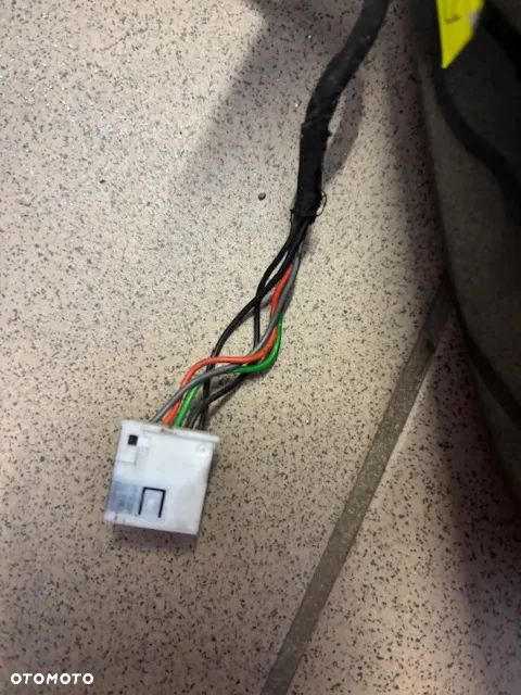 LUSTERKO LEWE BMW E46 5 PIN - 4