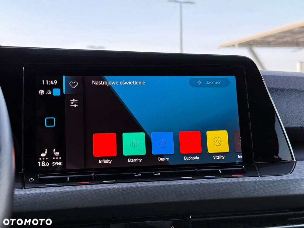 Volkswagen Golf 1.5 eTSI OPF DSG Style - 35